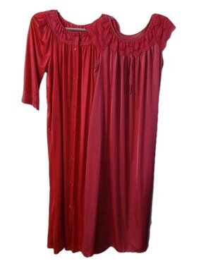 Vintage Gilead Peignoir Set Pink Nightgown Robe Size Medium READ